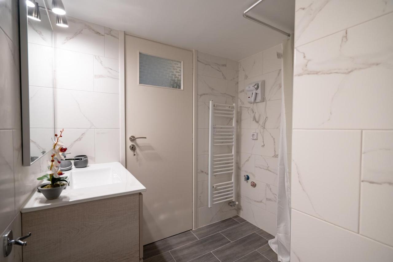 Agios Ioannis Metro St. 2 Bedrms 6 Pers. Apartment Atenas Exterior foto