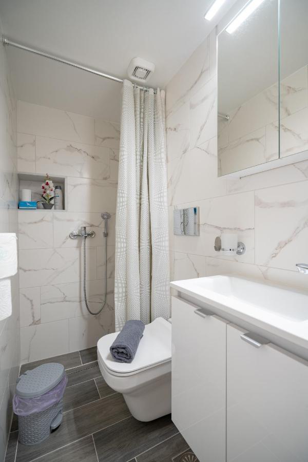 Agios Ioannis Metro St. 2 Bedrms 6 Pers. Apartment Atenas Exterior foto